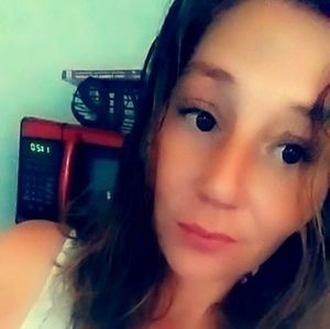 Meet your Posher, Gloria